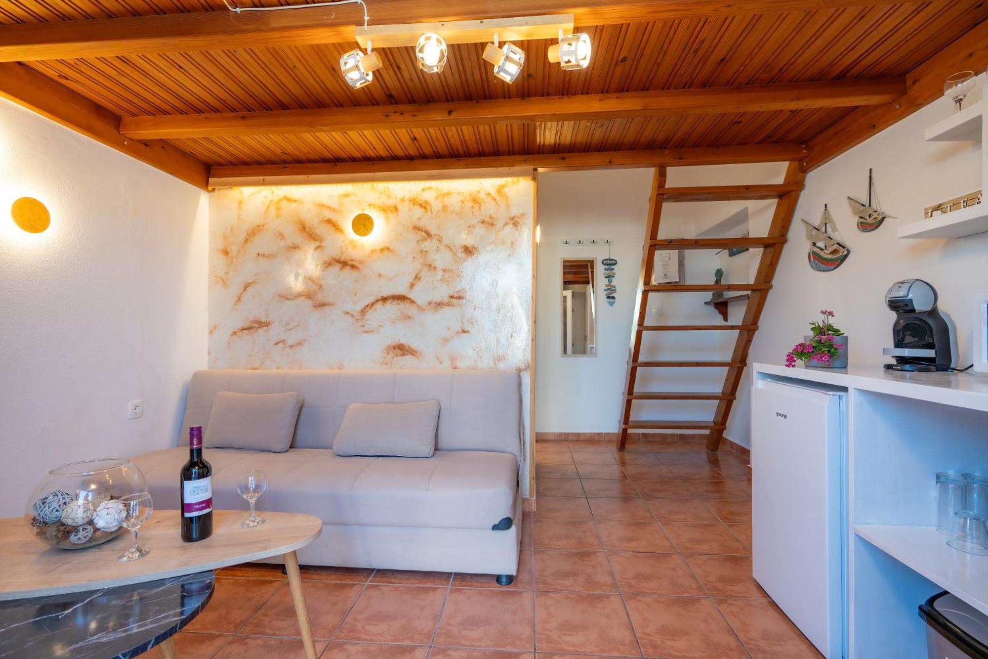 Villa Sertis Santorini イメロヴィグリ エクステリア 写真